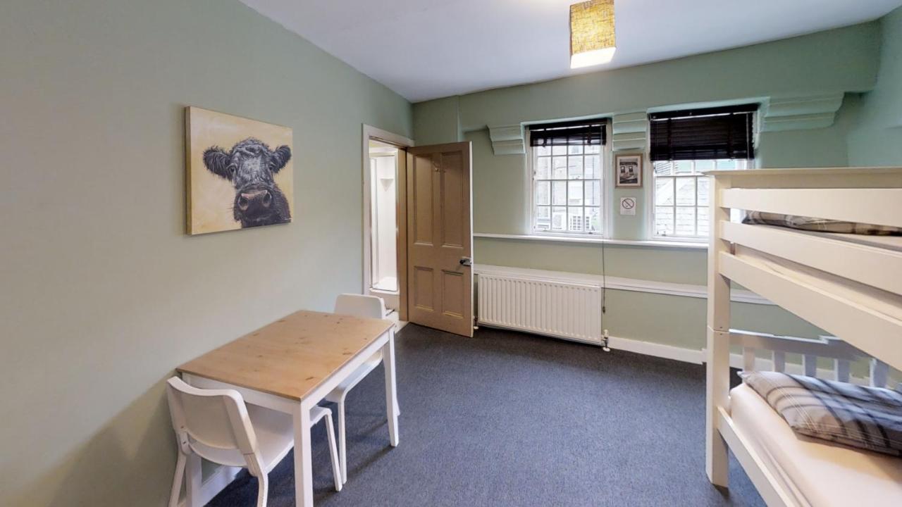 Dundee Backpackers Hostel ภายนอก รูปภาพ