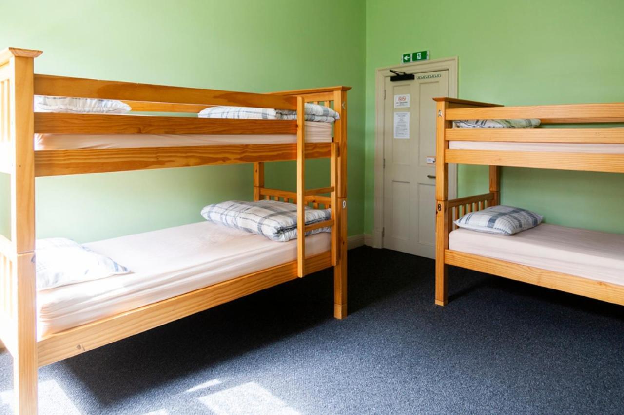 Dundee Backpackers Hostel ภายนอก รูปภาพ