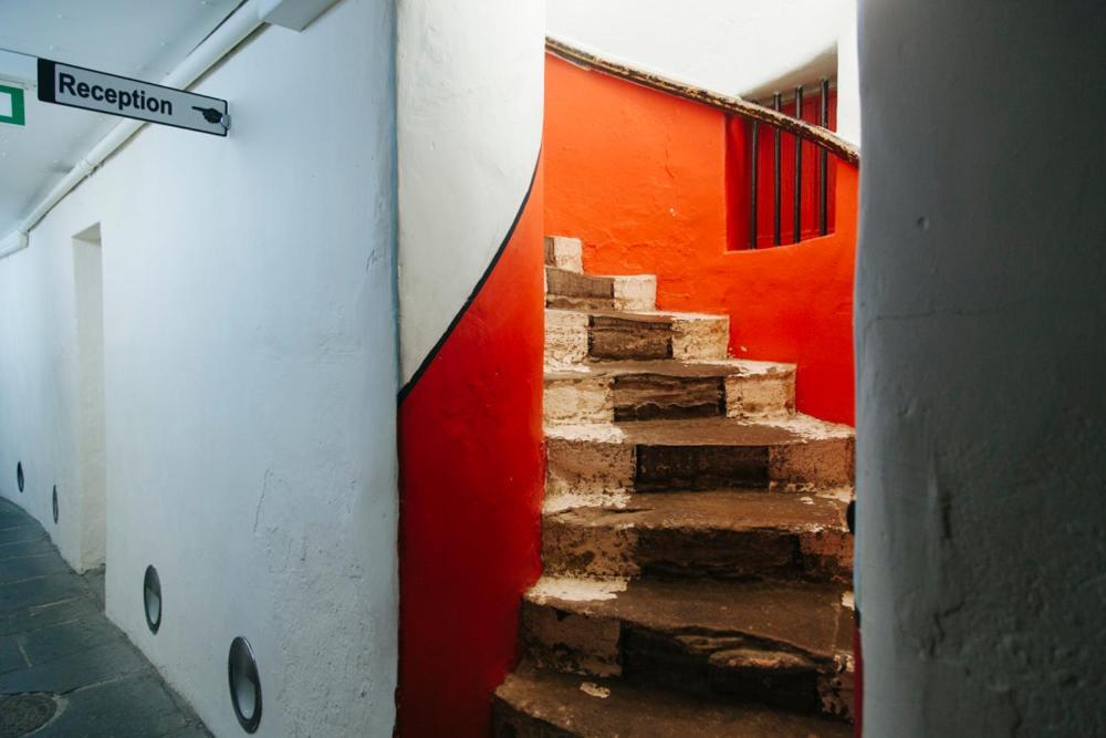 Dundee Backpackers Hostel ภายนอก รูปภาพ